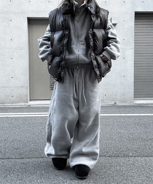 YACA(ヤーカ)の「Compact Padding Vest/コンパクトパディングベスト【unisex item】(ベスト・レディース・ブラック・FREE)」の3枚目の写真