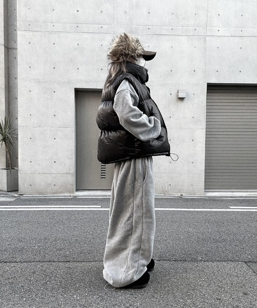YACA(ヤーカ)の「Compact Padding Vest/コンパクトパディングベスト【unisex item】(ベスト・レディース・ブラック・FREE)」の6枚目の写真