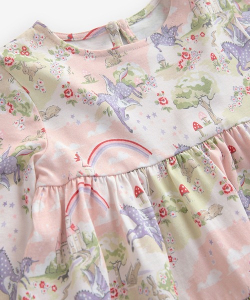 Cath Kidston（キャスキッドソン）の「キッズ ロングスリーブ ティアードドレス Pink Unicorn（ワンピース・キッズ・ピンク・100/110/120）」の8枚目の写真
