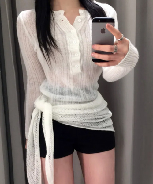 VIVID LADY(ビビッドレディー)の「ヘンリネックニット×ストール 2点セット(ニット/セーター・レディース・グレー/ブラック/アイボリー・FREE)」の3枚目の写真