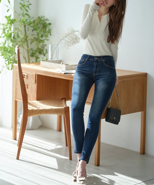 KOBE LETTUCE(コウベレタス)の「ヘンリーネックリブニットトップス(ニット/セーター・レディース・アイボリー/ブラック/サンドベージュ/グレー・M)」の10枚目の写真