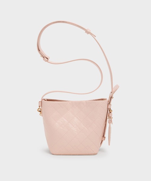CHARLES & KEITH(チャールズ & キース)の「Duo ドゥオ キルティング チェーンバケットバッグ(ショルダーバッグ・レディース・クリーム/ブラック/ピンク系その他3・S)」の15枚目の写真