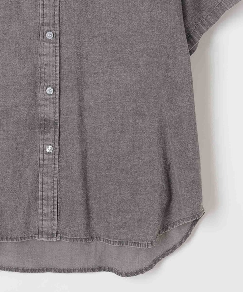 PAGEBOY（ページボーイ）の「シアーデニムショートスリーブシャツ（シャツ/ブラウス・レディース・ブラック系その他/ブルー系その他/インディゴブルー・FREE）」の7枚目の写真