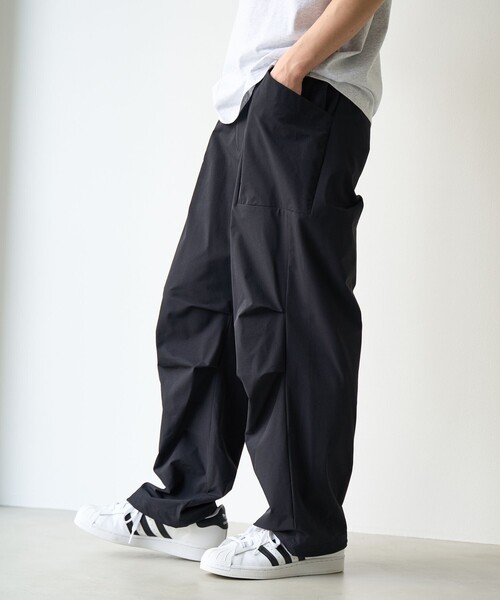 coen（コーエン）の「ストレッチテックナイロン コンフォートパンツ【ストレッチ、はっ水、耐摩耗性、UVカット】（その他パンツ・メンズ・オリーブ/ブラック・L/M/S/XL）」の5枚目の写真