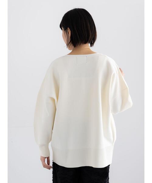 Te chichi(テチチ)の「コクーンVネックカーディガン(カーディガン/ボレロ・レディース・オフホワイト/ブラック/サックスブルー/ピンク・F)」の18枚目の写真