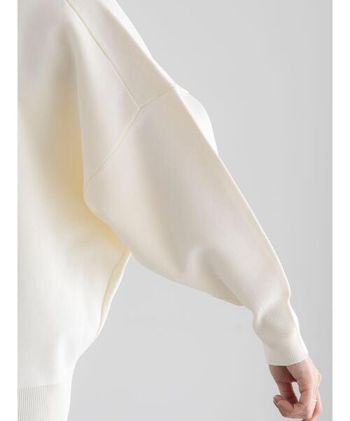 Te chichi(テチチ)の「コクーンVネックカーディガン(カーディガン/ボレロ・レディース・オフホワイト/ブラック/サックスブルー/ピンク・F)」の21枚目の写真