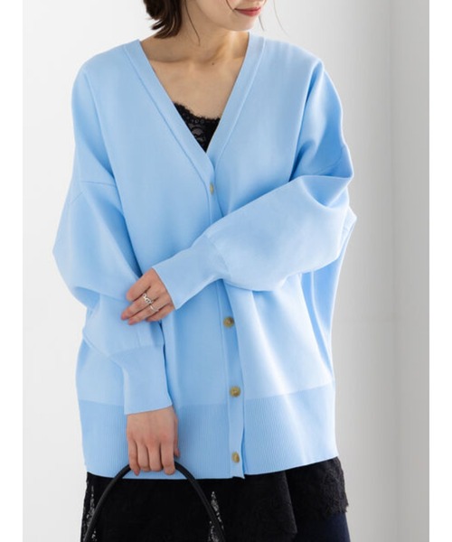 Te chichi(テチチ)の「コクーンVネックカーディガン(カーディガン/ボレロ・レディース・オフホワイト/ブラック/サックスブルー/ピンク・F)」の3枚目の写真