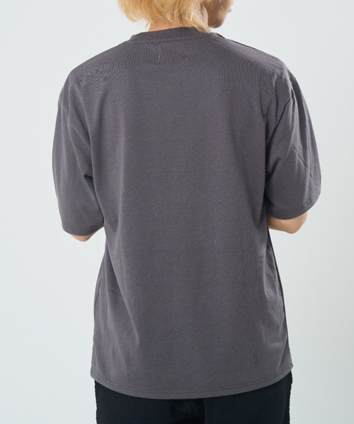 CORISCO(コリスコ)の「ピクニックアニマル柄TEE(M1)(Tシャツ/カットソー・メンズ・オートミール/チャコールグレー/ブラック/ホワイト・X-LARGE/LARGE/MEDIUM)」の13枚目の写真