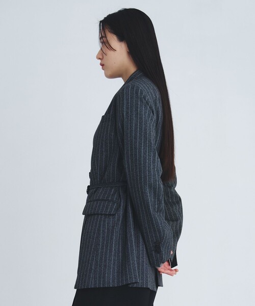 UNITED TOKYO（ユナイテッドトウキョウ）の「【新作】スタンドカラーテーラードジャケット｜オフィスカジュアル/オケージョン/春服（テーラードジャケット・レディース・ブラウン/マルチ・1/2）」の9枚目の写真