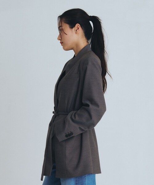 UNITED TOKYO（ユナイテッドトウキョウ）の「【新作】スタンドカラーテーラードジャケット｜オフィスカジュアル/オケージョン/春服（テーラードジャケット・レディース・ブラウン/マルチ・1/2）」の16枚目の写真