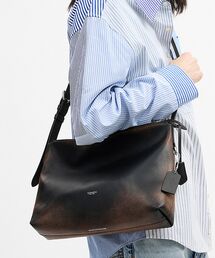 COACH（コーチ）の「モット メッセンジャー バッグ 33・ラブド レザー（メッセンジャーバッグ）」