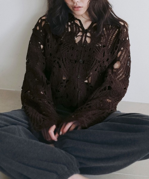 anuke（アンヌーク）の「Embroidery Over Shirts（シャツ/ブラウス・レディース・アイボリー/ブラウン・FREE）」の9枚目の写真