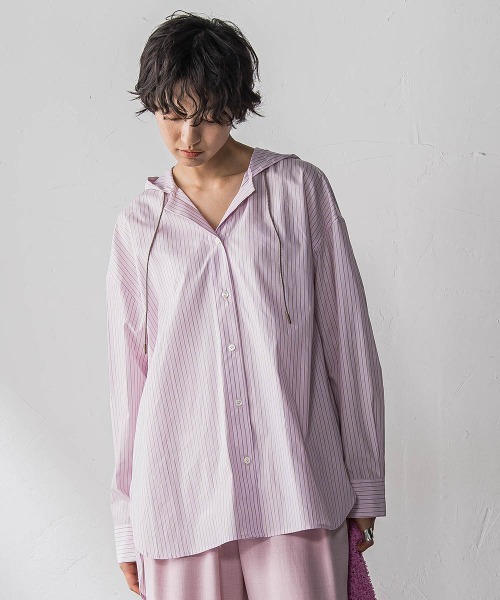 MAYSON GREY(メイソングレイ)の「ストライプフーディオーバーシャツ≪手洗い可能≫(シャツ/ブラウス・レディース・ブルー系その他/ピンク系その他/ダークネイビー・M)」の1枚目の写真