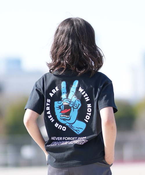 SANTA CRUZ(サンタクルーズ)の「【ムラサキスポーツ限定】SANTA CRUZ/サンタクルーズ キッズ 半袖 Tシャツ バックプリント PEACE FOR NOTO SS TEE 502262409(Tシャツ/カットソー・キッズ・ホワイト/ブラック・130cm/140cm/150cm)」の12枚目の写真