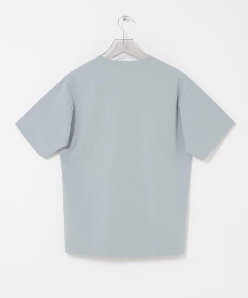 URBAN RESEARCH（アーバンリサーチ）の「防シワ接触冷感スムージーTシャツ（Tシャツ/カットソー・メンズ・ホワイト/ブラック/ライトグレー/チャコールグレー・SMALL/MEDIUM/LARGE/X-LARGE）」の13枚目の写真