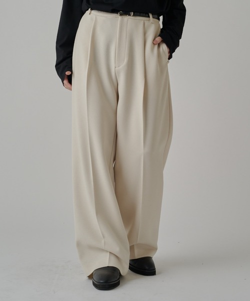 Lui's（ルイス）の「ジョーゼットタックワイドパンツ（その他パンツ・メンズ・ベージュ/ブラック/オフホワイト・S/M）」の5枚目の写真