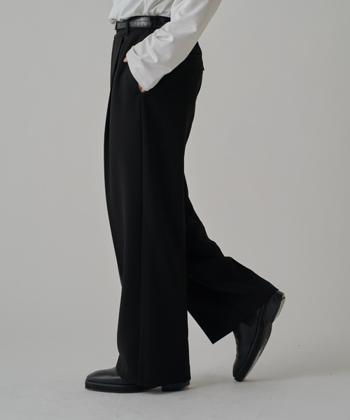 Lui's（ルイス）の「ジョーゼットタックワイドパンツ（その他パンツ・メンズ・ベージュ/ブラック/オフホワイト・S/M）」の14枚目の写真