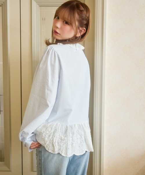 TITTY&CO.（ティティーアンドコー）の「レース切り替えブラウス（シャツ/ブラウス・レディース・ライトブルー/ホワイト/ブルー・FREE）」の8枚目の写真