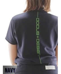 A AMEL（エイメル）の「DOCUS（ドゥーカス） レディース モックネック 半袖 ゴルフシャツ バックロゴプリント スタイリッシュ ストレッチ ゴルフウェア（ゴルフグッズ）」