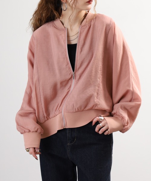 EGLANTINE（エグランティーヌ）の「EGLANTINE シアージャケット長袖（ブルゾン・レディース・ベージュ/ピンク/グレー/ネイビー・38）」の4枚目の写真