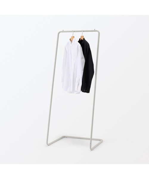 無印良品(ムジルシリョウヒン)の「スチールパイプコートハンガー 幅64.5×奥行60×高さ162cm(家具・メンズ・グレー系・FREE)」の1枚目の写真