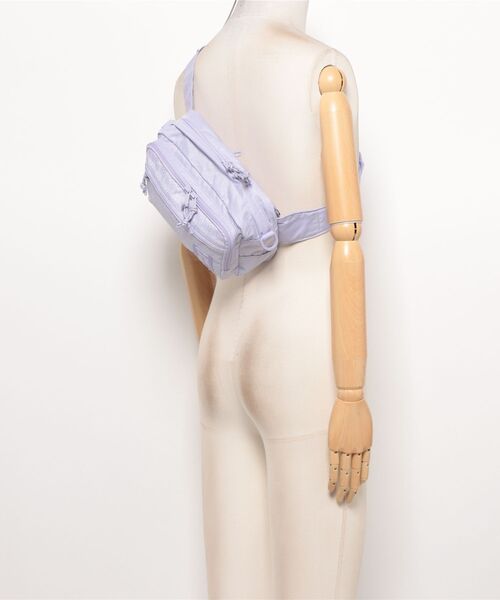 COLEMAN(コールマン)の「50THリミテッド ウォーカーポーチ(ボディバッグ/ウエストポーチ・メンズ・パープル・FREE)」の19枚目の写真