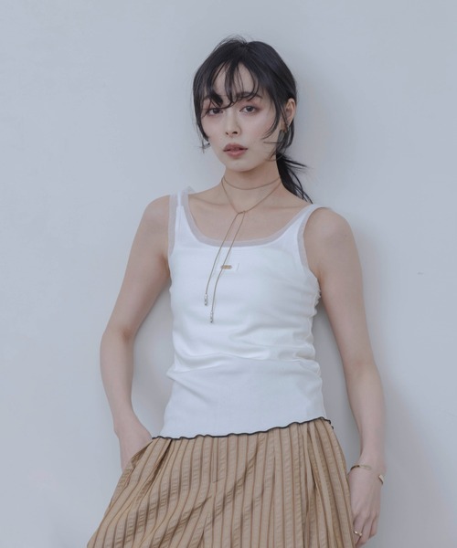 Eimee Law(エイミーロウ)の「チュールトリミングタンク(タンクトップ・レディース・オートミール/オフホワイト/グレー/ライトイエロー/ブラック・FREE)」の8枚目の写真