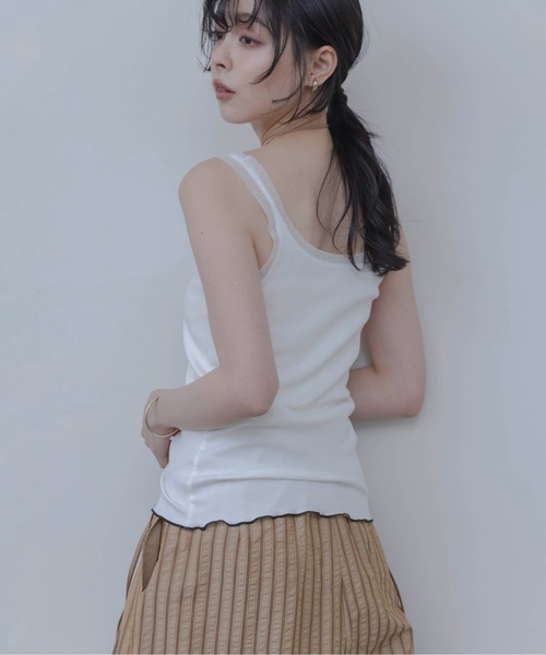Eimee Law(エイミーロウ)の「チュールトリミングタンク(タンクトップ・レディース・オートミール/オフホワイト/グレー/ライトイエロー/ブラック・FREE)」の9枚目の写真