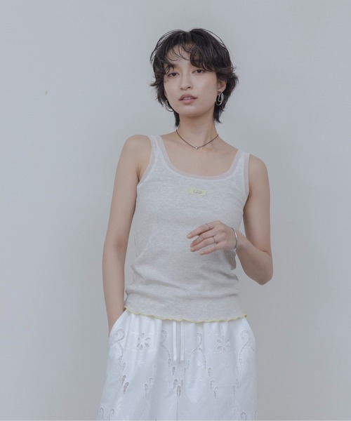 Eimee Law(エイミーロウ)の「チュールトリミングタンク(タンクトップ・レディース・オートミール/オフホワイト/グレー/ライトイエロー/ブラック・FREE)」の22枚目の写真