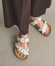 BIRKENSTOCK（ビルケンシュトック）の「【国内EXCLUSIVE】＜BIRKENSTOCK＞MAYARI フラワー サンダル（サンダル）」
