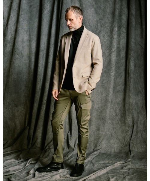 wjk(ダヴルジェイケイ)の「M47 banana slim pants(カーゴパンツ・メンズ・ブラック/カーキ・SMALL/MEDIUM/LARGE/X-LARGE)」の13枚目の写真