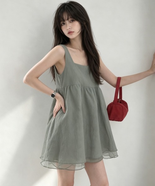 Aelina(エリナ)の「リボンタイシアベスト& キャミ2枚セット(セットアップ・レディース・グレー/ブラック/ベージュ・FREE)」の11枚目の写真