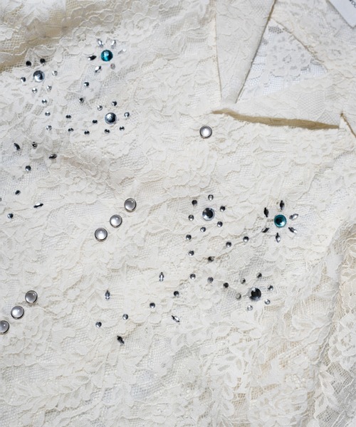 CAMPHOR WOOD(カンファーウッド)の「FLOWER BIJOU SHEER H/S SHIRTS / フラワーラインストーンシアH/Sシャツ(シャツ/ブラウス・メンズ・ブラック/ホワイト・LARGE/MEDIUM/SMALL)」の3枚目の写真