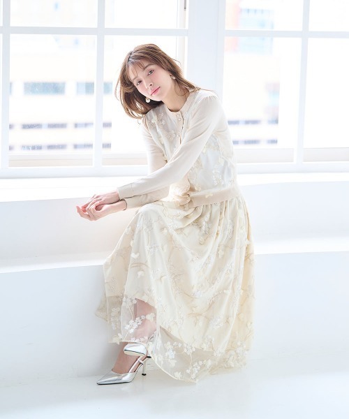 Chesty(チェスティー)の「フラワーチュールレーススカート(スカート・レディース・オフホワイト・0/1)」の6枚目の写真