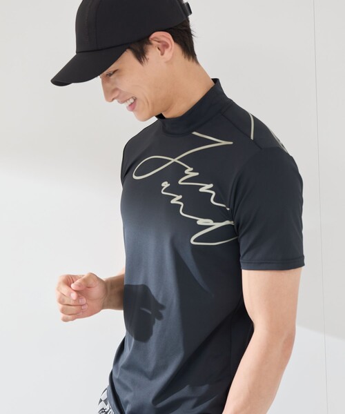JUN&ROPE'(ジュンアンドロペ)の「【UV】【吸水速乾】ロゴグラフィック半袖モックネックシャツ(Tシャツ/カットソー・メンズ・ホワイト/サックスブルー/ブラック・XL/M/L)」の5枚目の写真