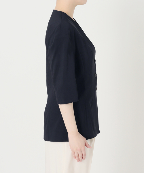 Noble(ノーブル)の「ELENI/エルニ ラスターストレッチジャケット(ノーカラージャケット・レディース・モカ/ネイビー・36/38)」の4枚目の写真