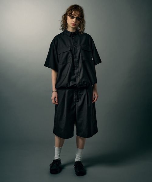 WETTEMPT(ウィテンプト)の「FUNCTIONAL 1 TUCK HALF SLACKS / ファンクショナルワンタックハーフスラックス(その他パンツ・メンズ・ブラック/チャコールグレー・LARGE/MEDIUM/SMALL)」の9枚目の写真