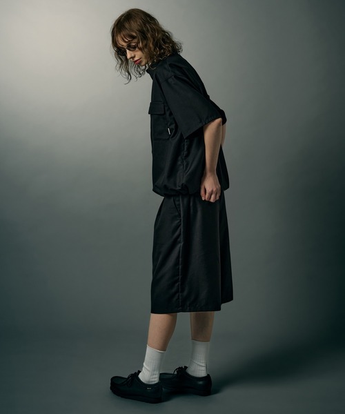 WETTEMPT(ウィテンプト)の「FUNCTIONAL 1 TUCK HALF SLACKS / ファンクショナルワンタックハーフスラックス(その他パンツ・メンズ・ブラック/チャコールグレー・LARGE/MEDIUM/SMALL)」の11枚目の写真