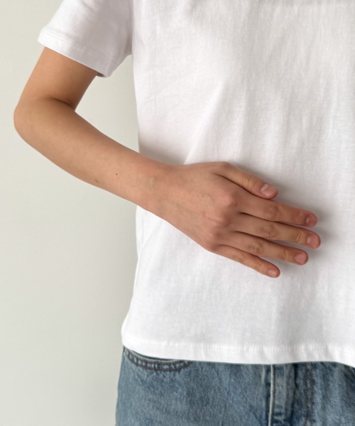 CANAL JEAN(キャナルジーン)の「SLEEK BASIC Tシャツ(Tシャツ/カットソー・レディース・イエロー/ブルー/アイボリー・ONE SIZE)」の8枚目の写真