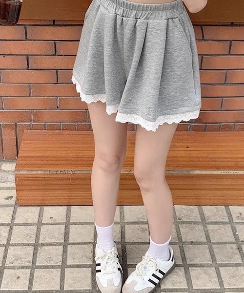 SHOUYO（ショウヨウ）の「レースヘムスウェットショートパンツ（その他パンツ・レディース・ブラック/グレー・M）」の14枚目の写真
