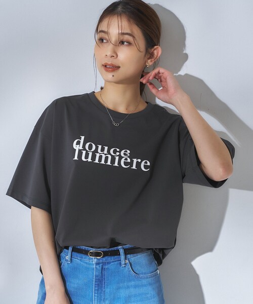UNTITLED（アンタイトル）の「コットンロゴTシャツ（Tシャツ/カットソー・レディース・チャコール/パープル系1/キャメル/ホワイト系1・48/02/44/04/00）」の2枚目の写真