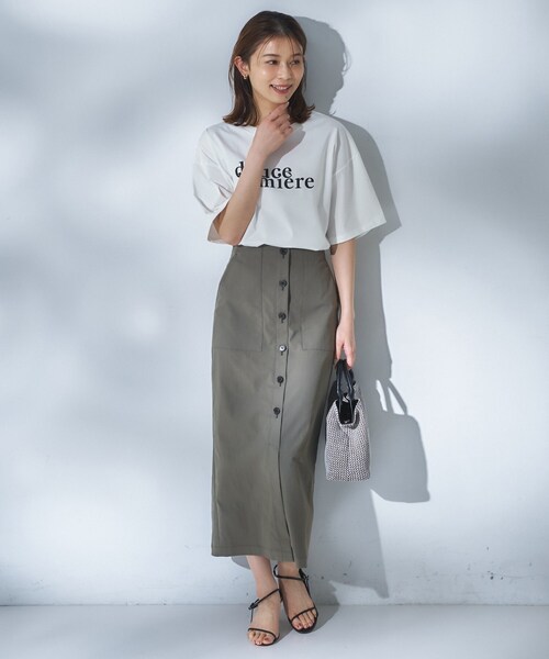 UNTITLED（アンタイトル）の「コットンロゴTシャツ（Tシャツ/カットソー・レディース・チャコール/パープル系1/キャメル/ホワイト系1・48/02/44/04/00）」の7枚目の写真