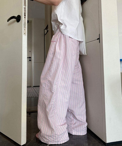 Ressaca(レサーカ)の「ストライプ柄イージーワイドパンツ(その他パンツ・メンズ・ピンク/ブルー・L/XL/M)」の6枚目の写真