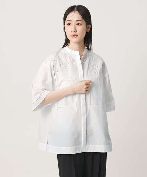 UNITED ARROWS(ユナイテッドアローズ)の「カットワーク シャツ ブラウス(シャツ/ブラウス・レディース・オフホワイト/ネイビー・FREE)」の19枚目の写真