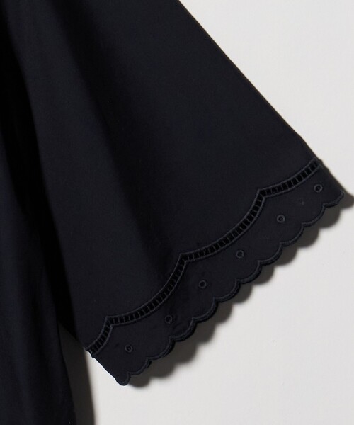 UNITED ARROWS(ユナイテッドアローズ)の「カットワーク シャツ ブラウス(シャツ/ブラウス・レディース・オフホワイト/ネイビー・FREE)」の10枚目の写真
