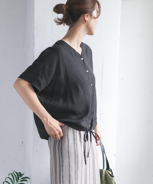 URBAN RESEARCH DOORS(アーバンリサーチドアーズ)の「リネンフレンチスリーブドロストブラウス(シャツ/ブラウス・レディース・ブラック/オフホワイト/ストライプ・FREE)」の4枚目の写真