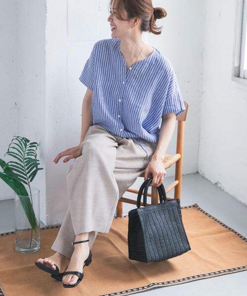 URBAN RESEARCH DOORS(アーバンリサーチドアーズ)の「リネンフレンチスリーブドロストブラウス(シャツ/ブラウス・レディース・ブラック/オフホワイト/ストライプ・FREE)」の11枚目の写真
