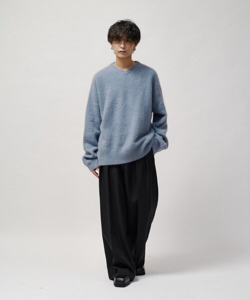 Lui's(ルイス)の「ウールライトVネックニット(ニット/セーター・メンズ・モカ/ブラック/チャコールグレー/ブルー・M/S)」の7枚目の写真