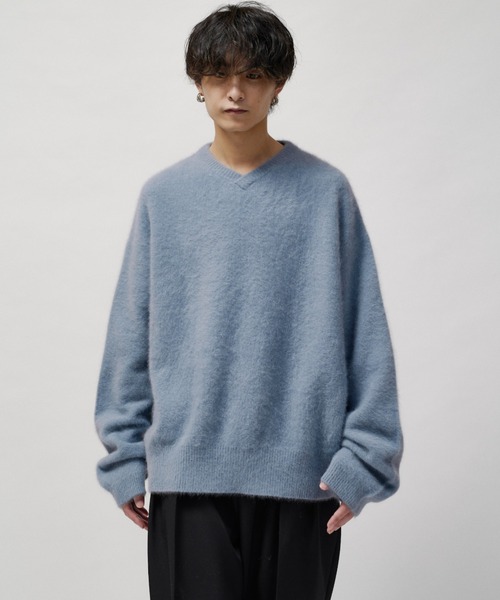 Lui's(ルイス)の「ウールライトVネックニット(ニット/セーター・メンズ・モカ/ブラック/チャコールグレー/ブルー・M/S)」の4枚目の写真