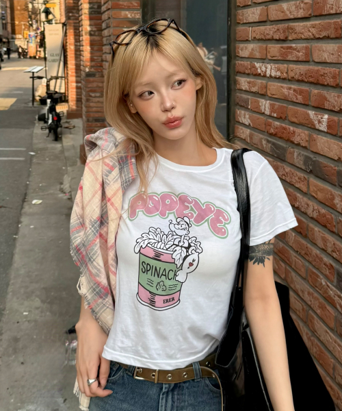 ERER(エルエル)の「Cropped Popeye Graphic T-Shirt White(Tシャツ/カットソー・レディース・ホワイト・1/2)」の1枚目の写真